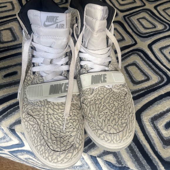 Size 11 - Jordan Legacy 312 Flip, Elephant Print 2019 - Picture 2 of 5